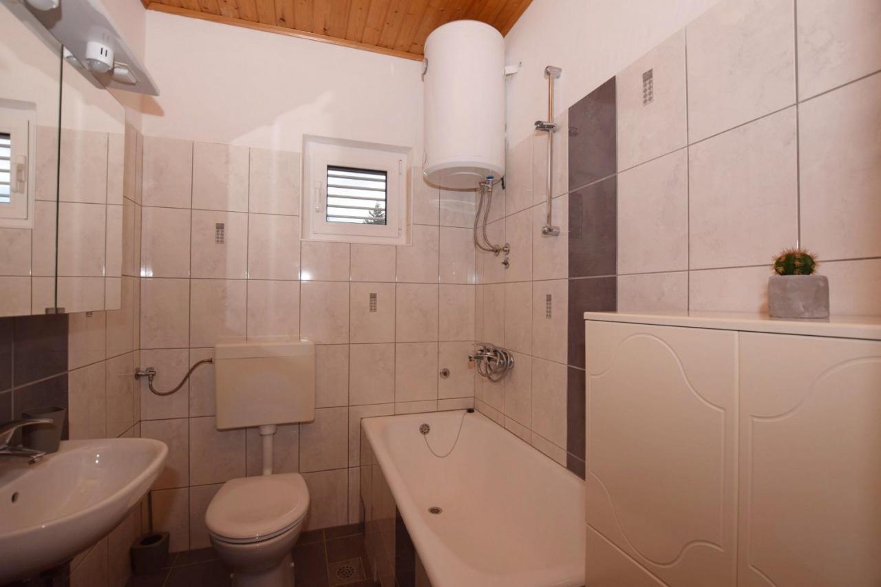 Apartments Andrija Pirovac Kültér fotó