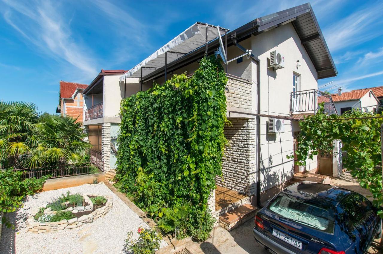 Apartments Andrija Pirovac Kültér fotó